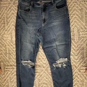 American Eagle Mom Jeans